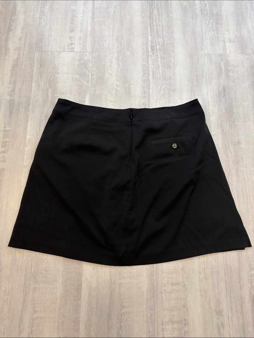 Lady Hagen Black Athletic Skort with Side Slits size 10 - Picture 3 of 9